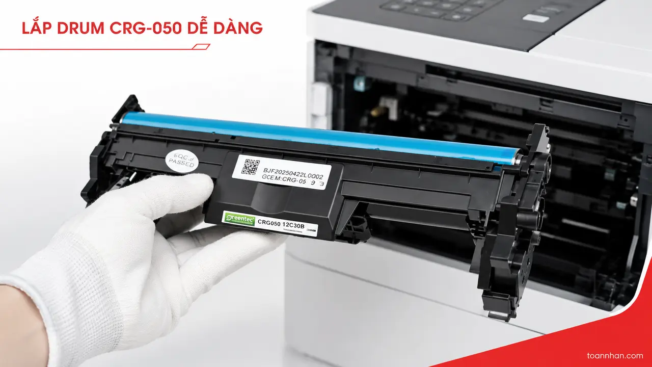Cụm drum Greentech Canon CRG050 đang lắp vào máy imageCLASS MF913w