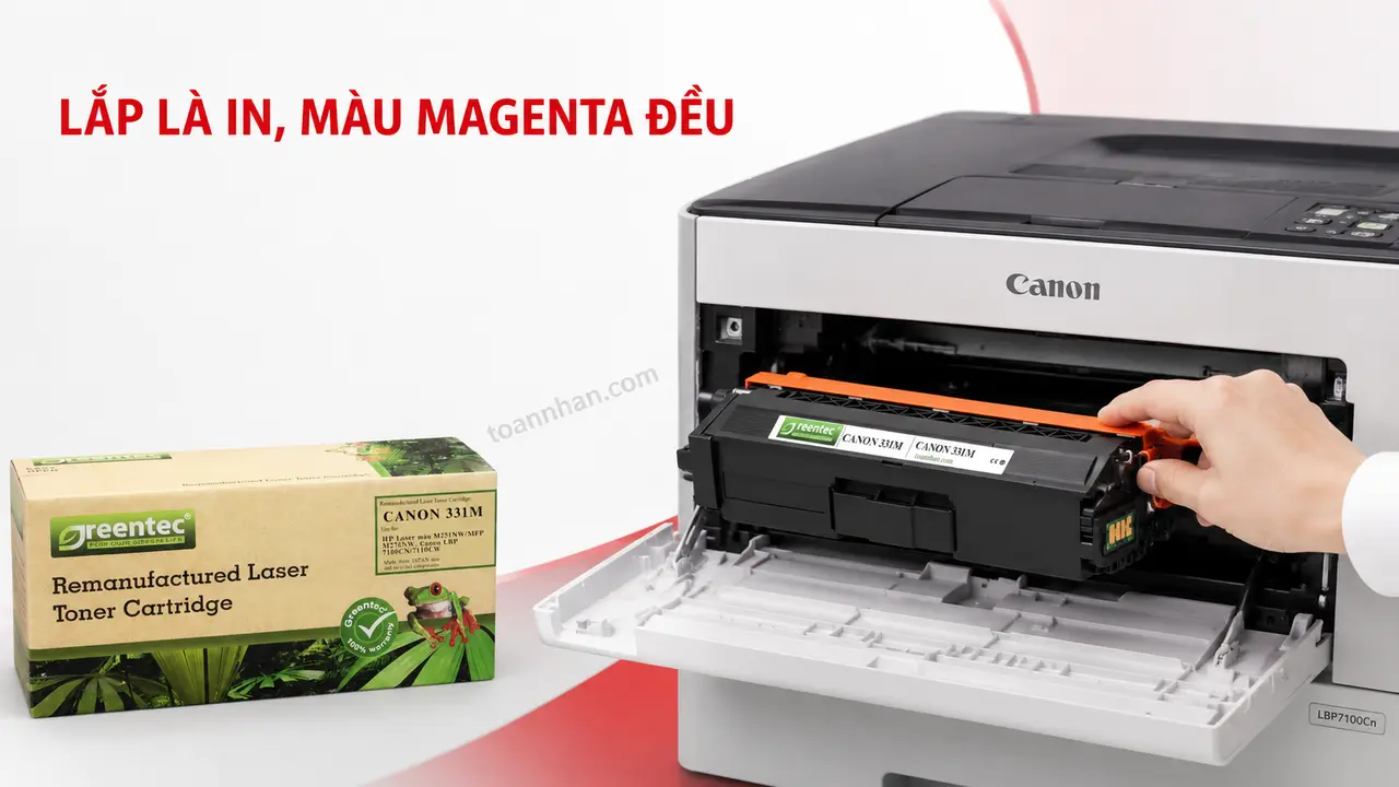 Hộp mực Greentech Canon 331M màu magenta đang lắp vào máy Canon LBP7100Cn
