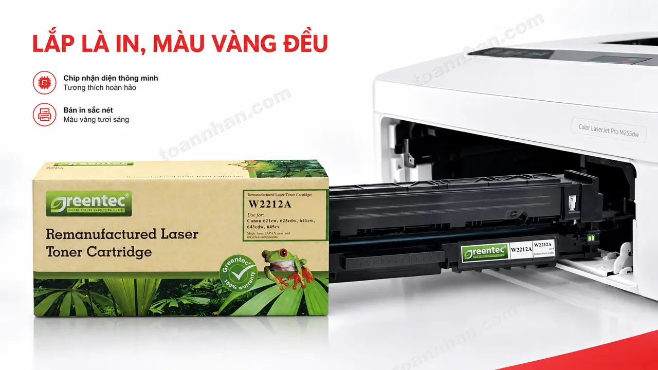 Hộp mực Greentech HP W2212A màu vàng đang lắp vào máy Color LaserJet Pro M255dw