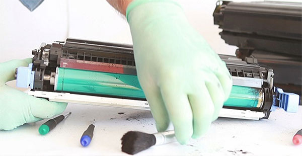 Cách vệ sinh hộp mực in laser Cách vệ sinh hộp mực in laser